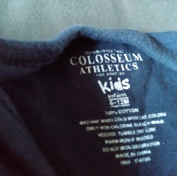 Uconn dress - Picture 4 of 4